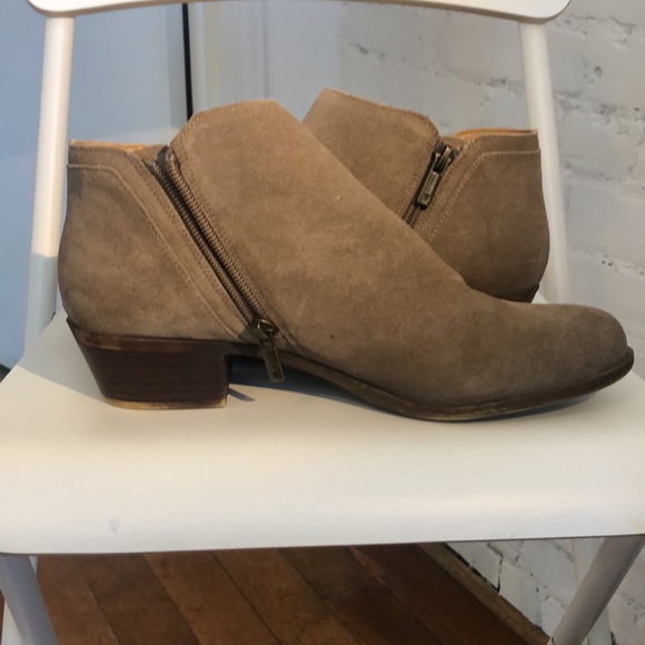 Lucky Brand Ferolia Beige Suede Booties Size 10/European 42 - Picture 9 of 13